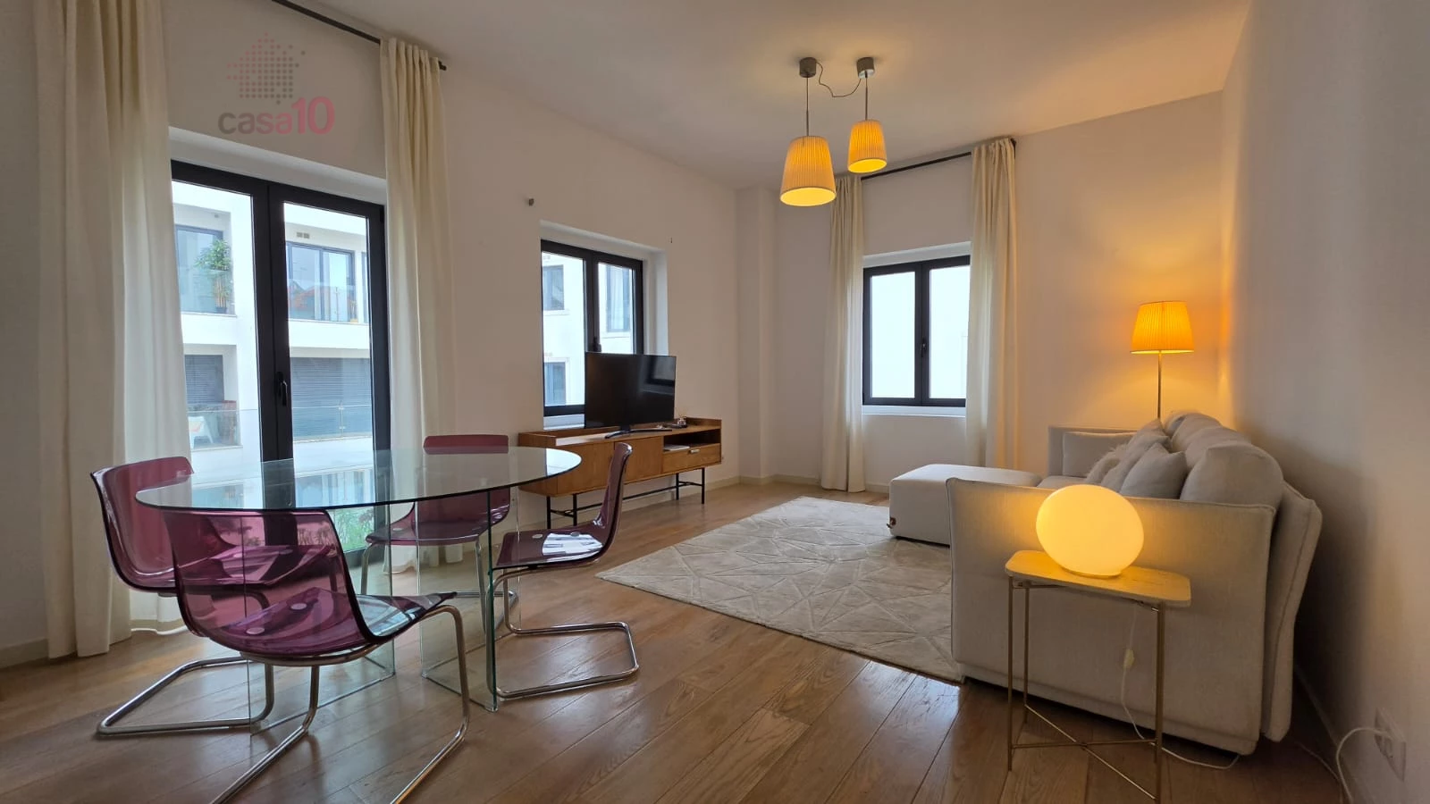 WONDERFUL T1 FOR SALE IN PALÁCIO MESQUITELA, CHIADO